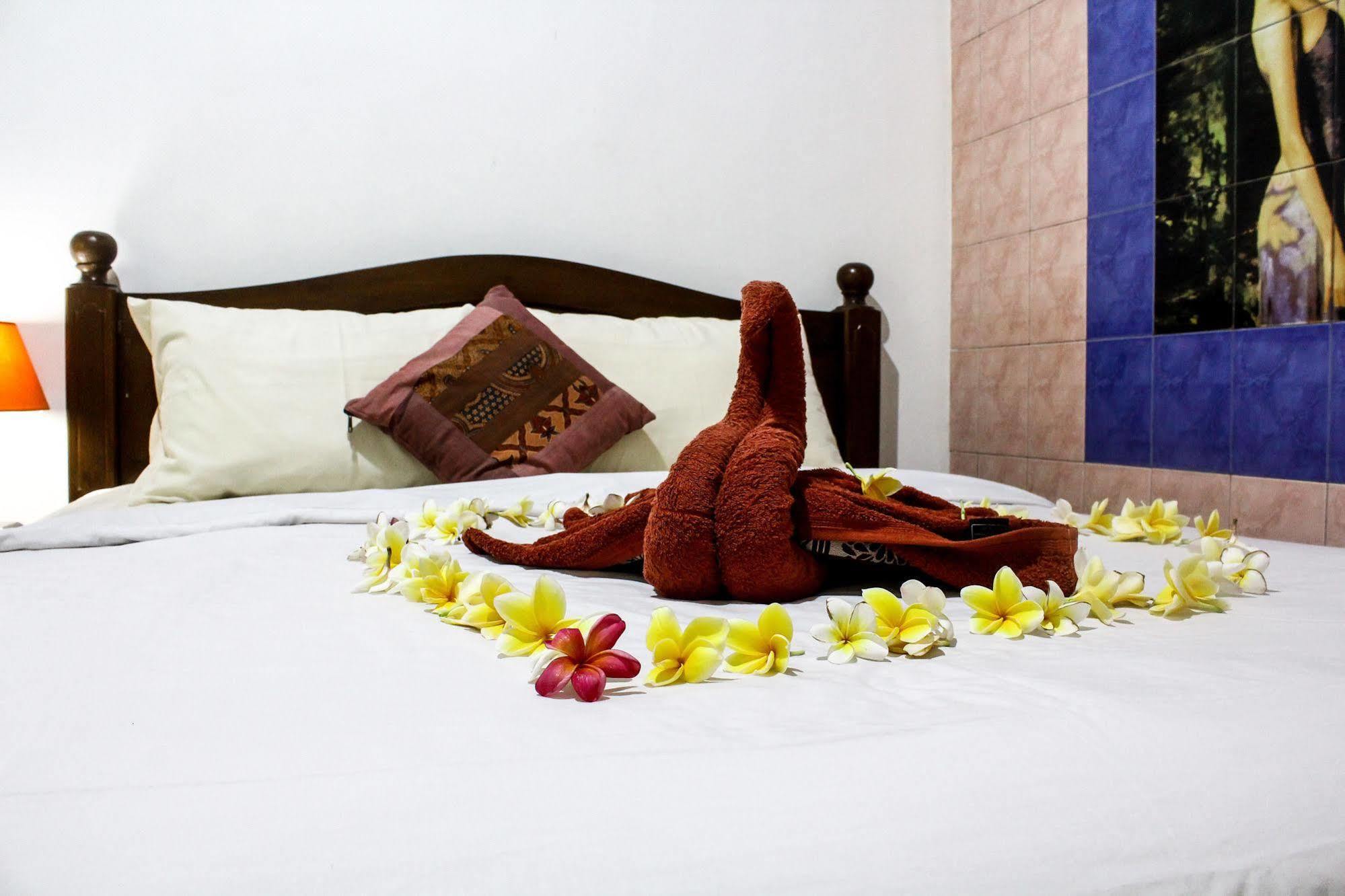 Balita Beach Inn Kuta Kuta Lombok Kültér fotó
